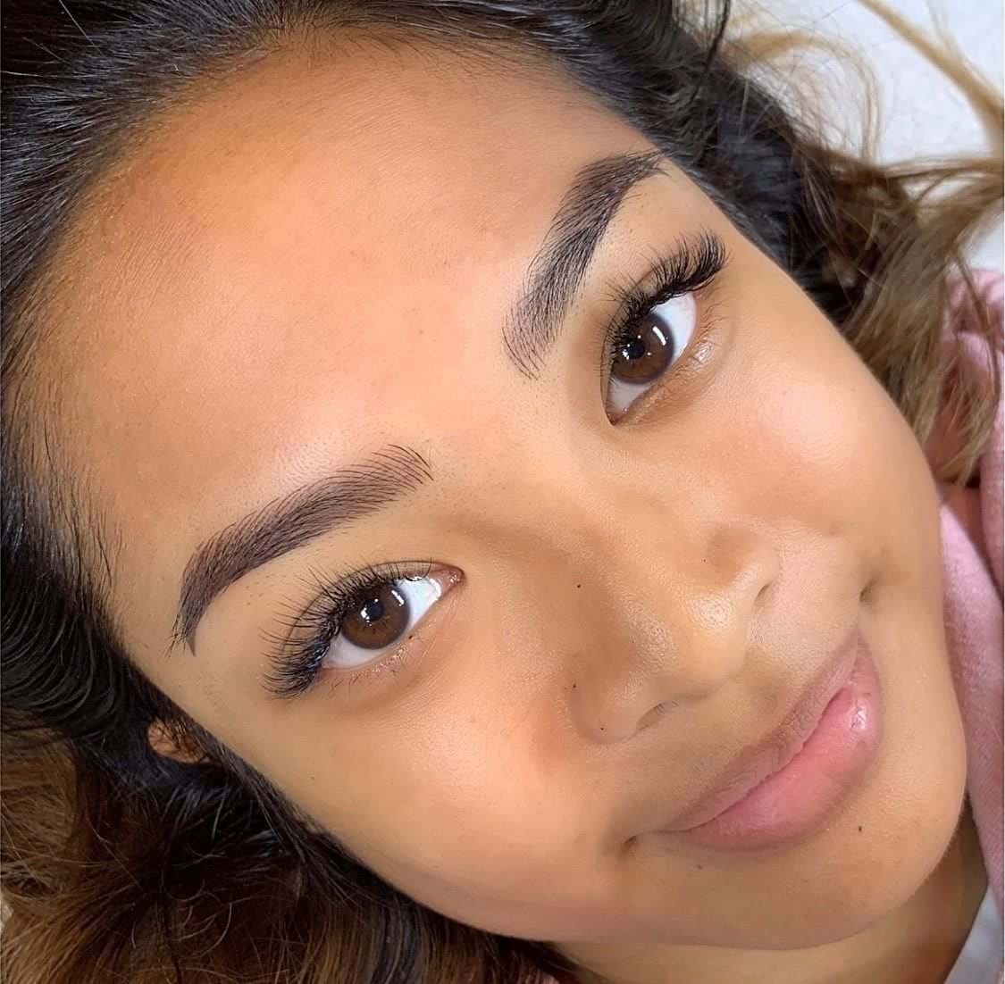 Brunette,Combo Brows,Close Up